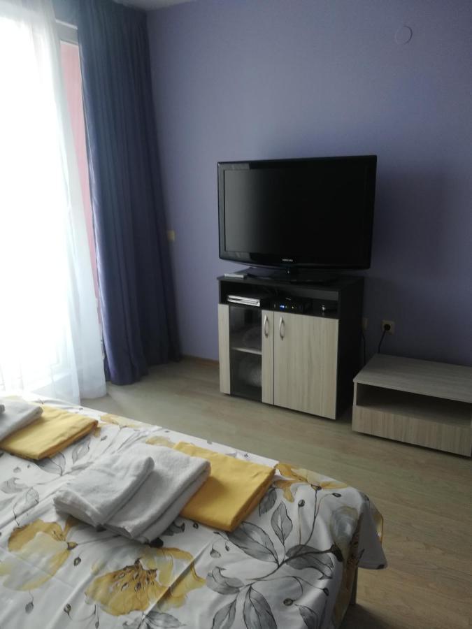 Apartments Victoria Кранево Екстериор снимка
