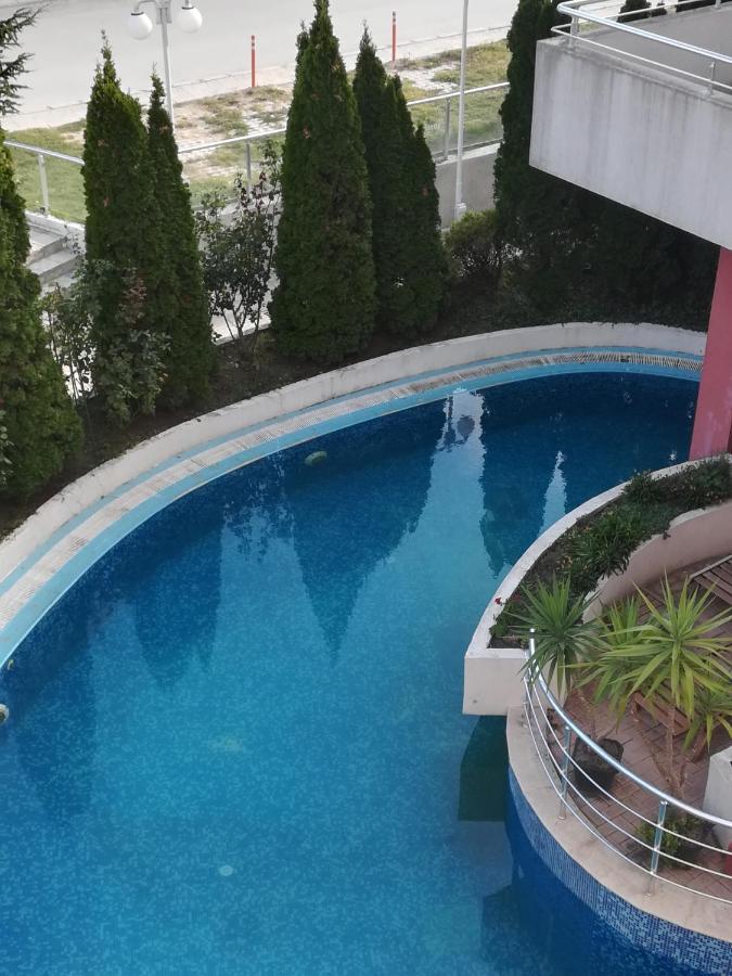 Apartments Victoria Кранево Екстериор снимка