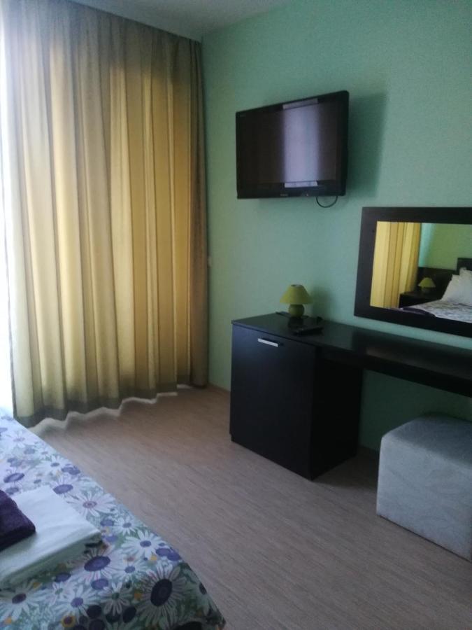Apartments Victoria Кранево Екстериор снимка