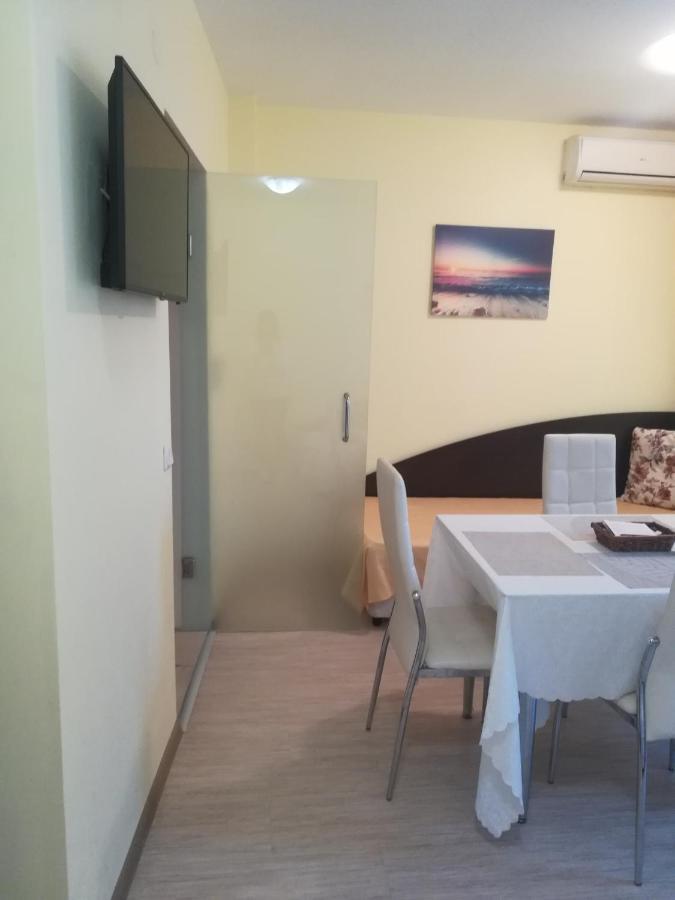 Apartments Victoria Кранево Екстериор снимка