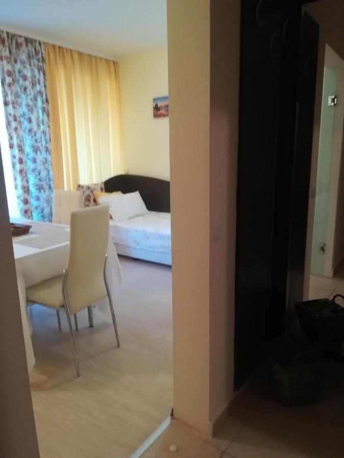 Apartments Victoria Кранево Екстериор снимка