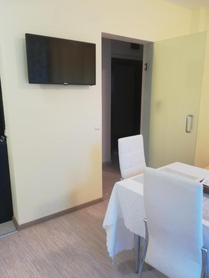 Apartments Victoria Кранево Екстериор снимка