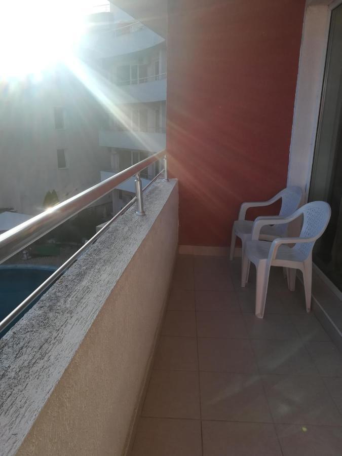 Apartments Victoria Кранево Екстериор снимка