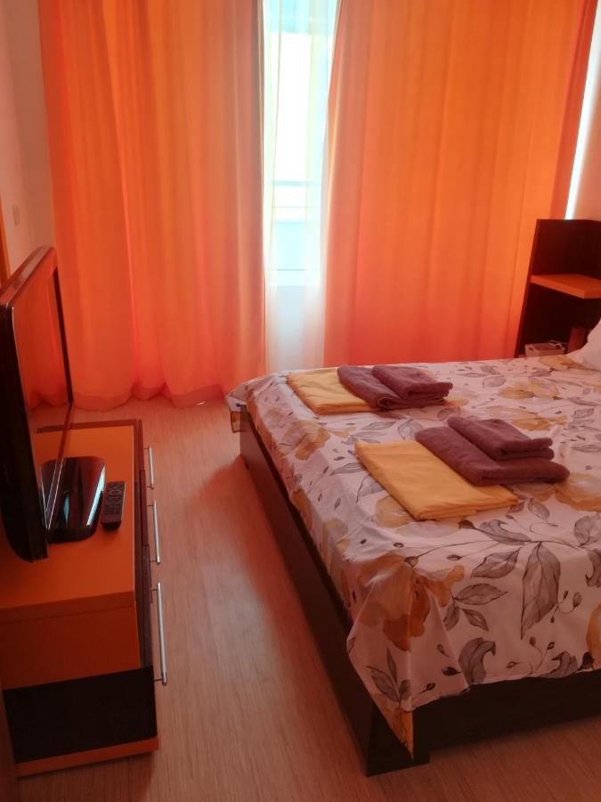 Apartments Victoria Кранево Екстериор снимка