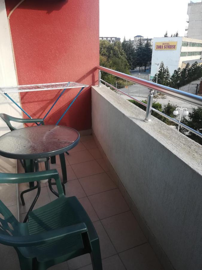 Apartments Victoria Кранево Екстериор снимка