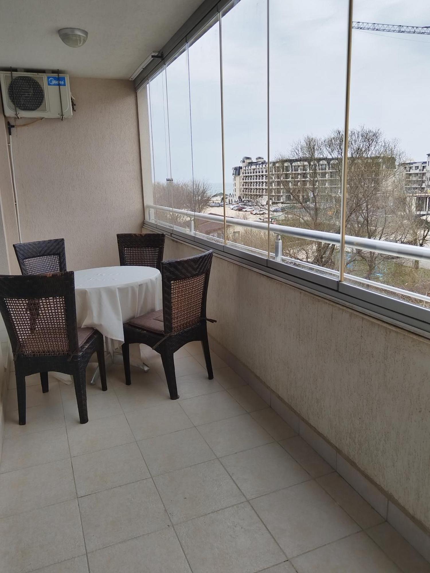 Apartments Victoria Кранево Екстериор снимка