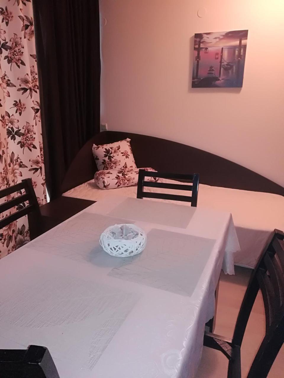 Apartments Victoria Кранево Екстериор снимка